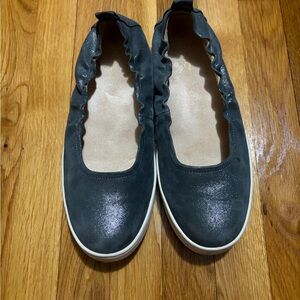 Vionic Uptown Ballet Slip On